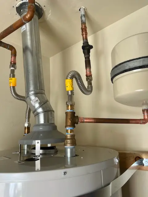 Water heater installation and plumbing repair in Cardinal Lake Estates